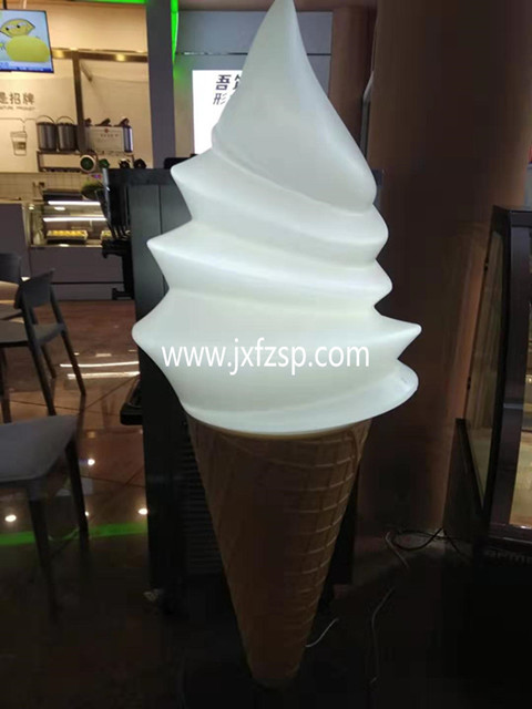 客户定制的仿真食物模型玻璃钢冰淇淋雕塑装饰已完成交货
